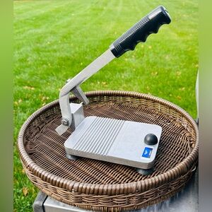 Vollrath Oyster King Oyster Shucker Model 1853